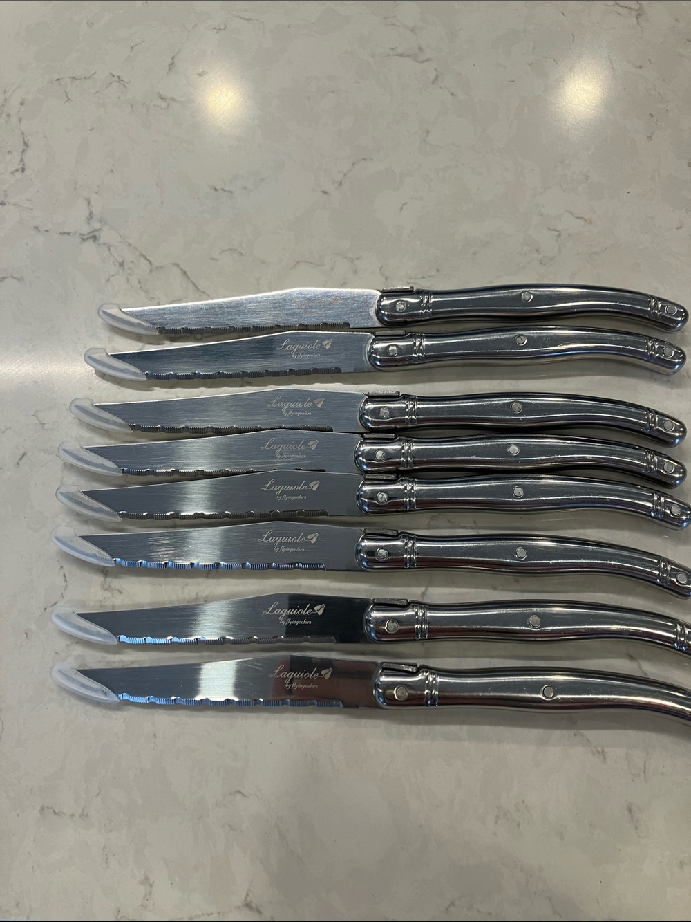 LAGUIOLE Knives Stainless Serrated Bee SET OF 8 EUC